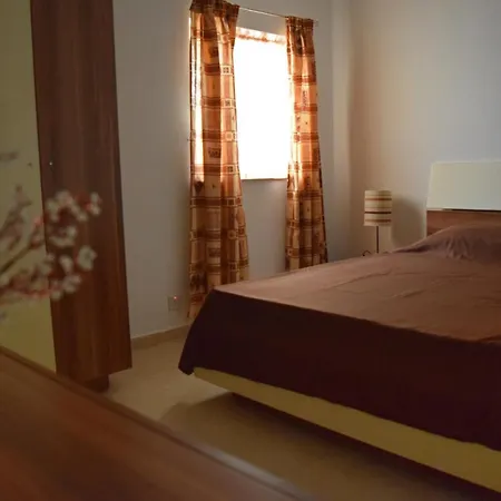 Da Vinci 3 Bedroom Lejlighed