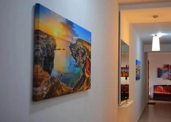 Da Vinci 3 Bedroom 아파트 멜리에하